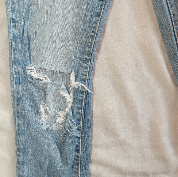 American Eagle Low Rise Skinny Distressed Denim Blue Jeans, 2 - Picture 4 of 9